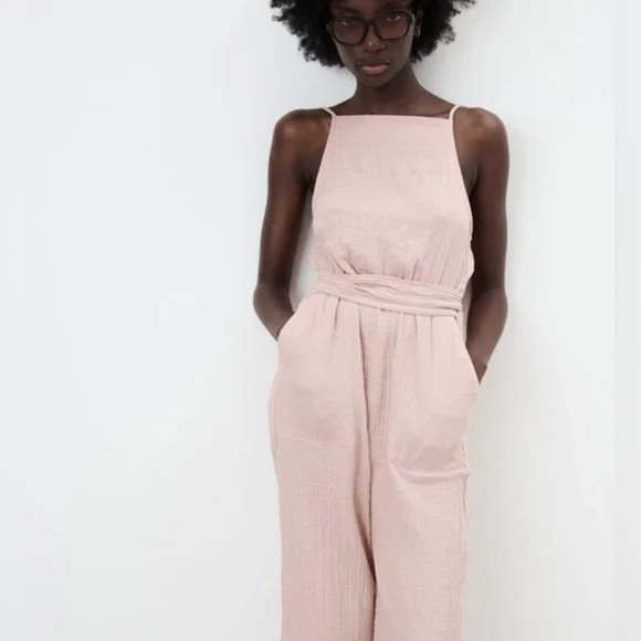 ZARA JUMPSUIT - Picture 2 of 11